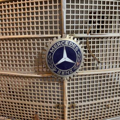 MERCEDES BENZ Grill