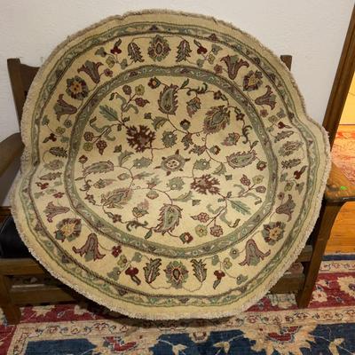 Round Rug, Red and Tan