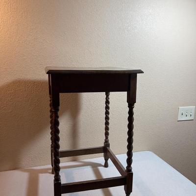 Oak Side Table with the Barley Twist Leg