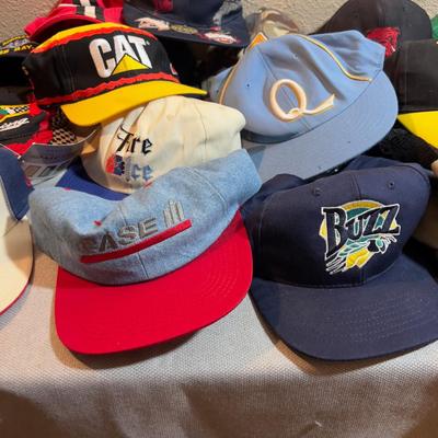 HUGE Hat Lot! Mostly Vintage Sports Hats
