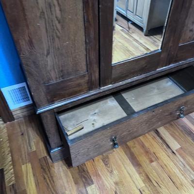 Antique OAK Wardrobe