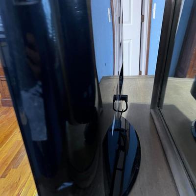 31" Samsung Flat Screen with remote