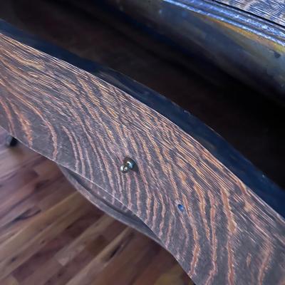 Tiger Oak DRESSER with Mirror BRING HELP TO MOVE OUT!!!!