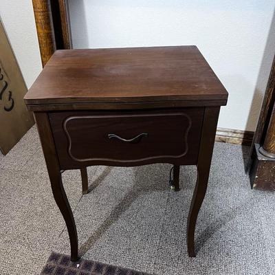 White Sewing Machine with Cabinet