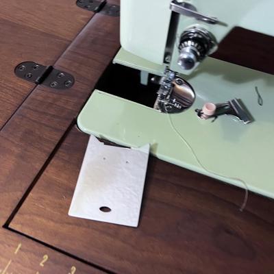 White Sewing Machine with Cabinet