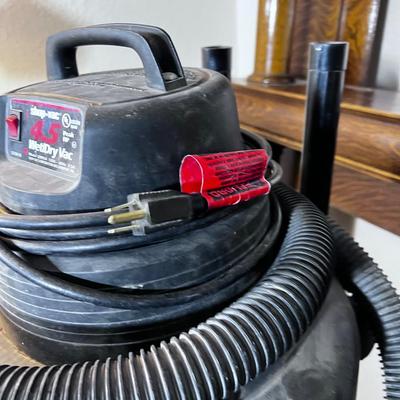 Shop Vac 4-1/2 Gallon.
