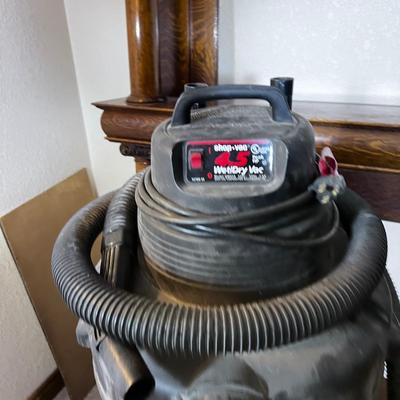 Shop Vac 4-1/2 Gallon.