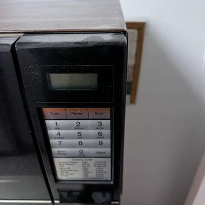 Microwave Oven