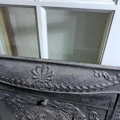Cast Iron Fire Place Cover/Screen