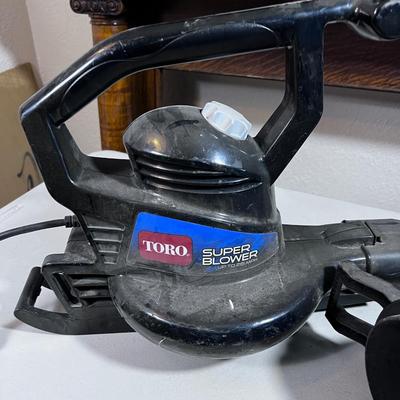 Leaf Blower