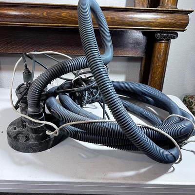 Sump Pump with Hose