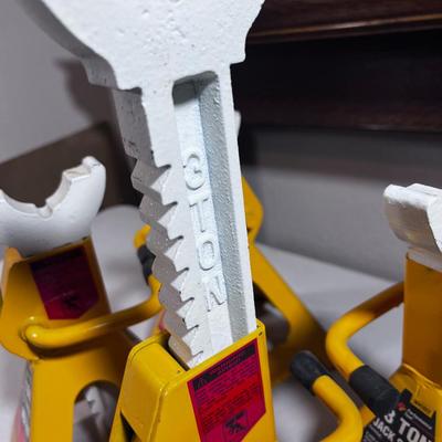 4- Three Ton Jack Stands