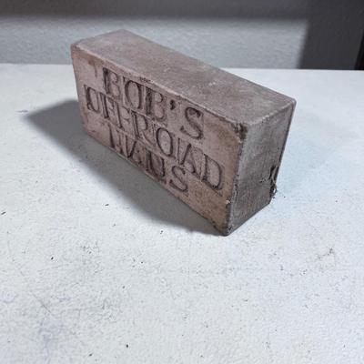Bob's Offroad Haus Brick