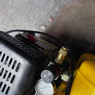 Air Compressor Tank & Air Hose