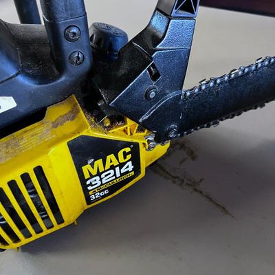 MACK 4214 Chain Saw