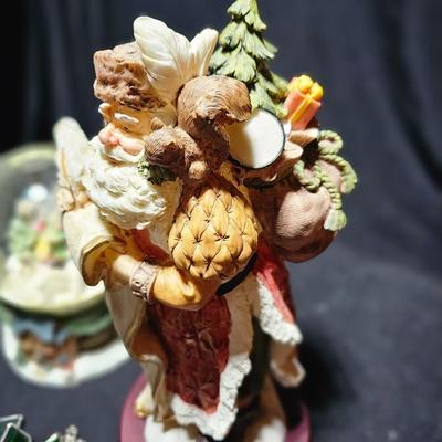 Large musical snow globe - stained glass wreath and a tall Santa
