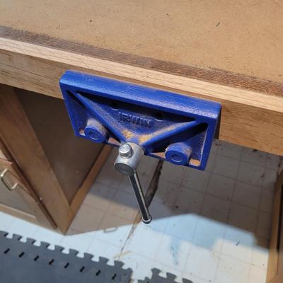 Large Wooden Workbench with Cabinets and Vice (WC-EL)