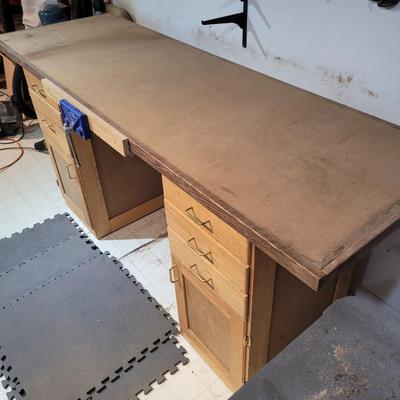 Large Wooden Workbench with Cabinets and Vice (WC-EL)