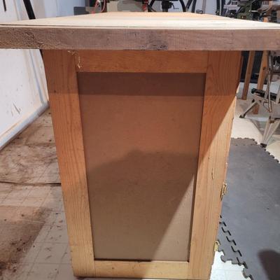 Large Wooden Workbench with Cabinets and Vice (WC-EL)