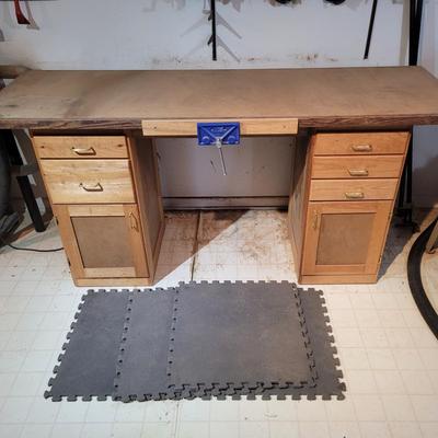 Large Wooden Workbench with Cabinets and Vice (WC-EL)