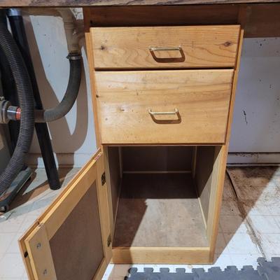 Large Wooden Workbench with Cabinets and Vice (WC-EL)