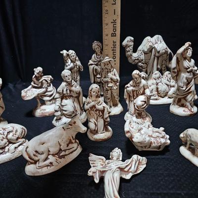 Vintage Atlantic mold Nativity set