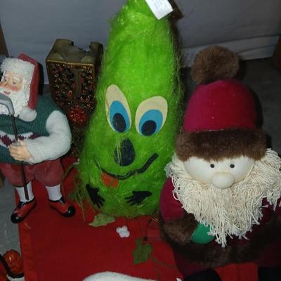 Christmas Decorations - Plush animals - Fireman Santa - Golfing Santa - Throw rugs and tons more