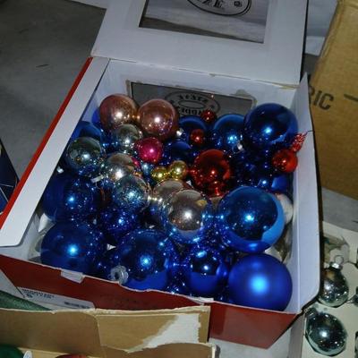 Christmas Decorations - Plush animals - Fireman Santa - Golfing Santa - Throw rugs and tons more