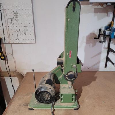 Central Machinery Belt and Disc Sander (WC-EL)