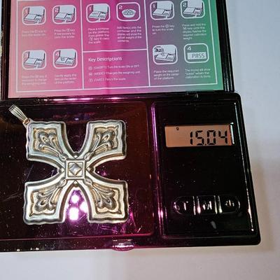 Sterling Silver Reed & Barton 1981 Christmas Cross
