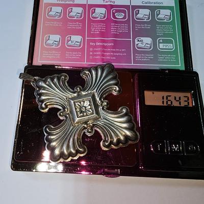 Sterling Silver Reed & Barton 1976 Christmas Cross