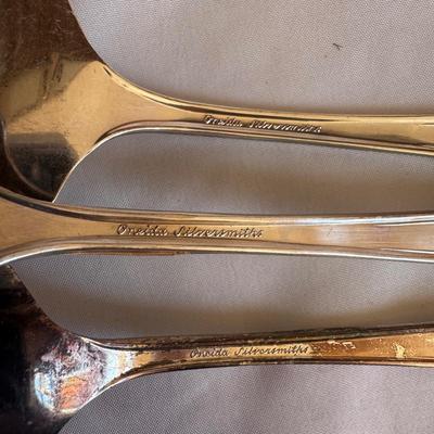 Oneida Silver Plated Flatware (DR-DZ)