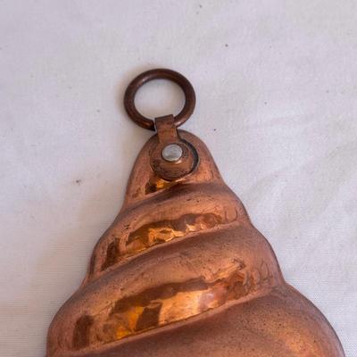 Three Copper Baking Molds (K-DZ)
