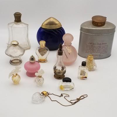Lot of 14 Vintage Perfume Bottles Parfume Body Talcum Powder Old Spice Tin Glass Metal Locket Pendant Necklace Mushroom Boucheron Birds...