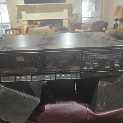 Dual cassette player