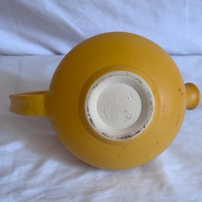 Ceramic Tea Canister and More for the Avid Tea Lover (K-DZ)