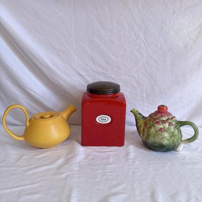 Ceramic Tea Canister and More for the Avid Tea Lover (K-DZ)