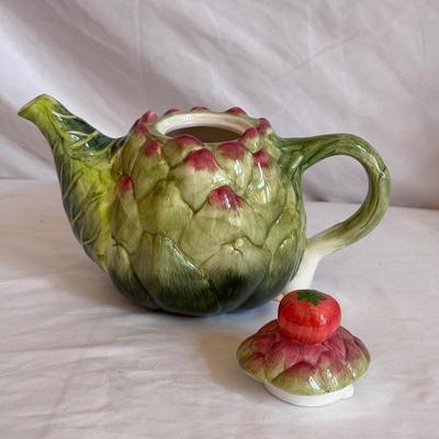 Ceramic Tea Canister and More for the Avid Tea Lover (K-DZ)