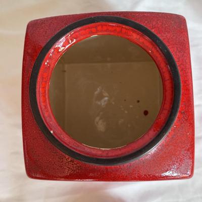 Ceramic Tea Canister and More for the Avid Tea Lover (K-DZ)