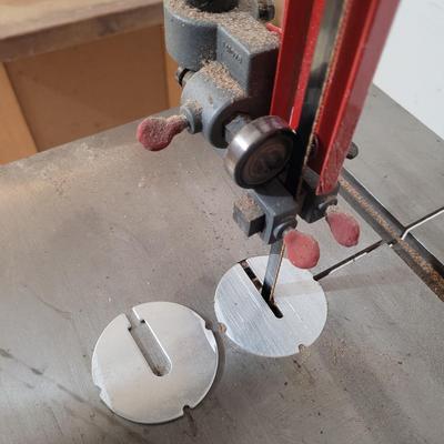 Ridgid Standalone Band Saw (WM-EL)