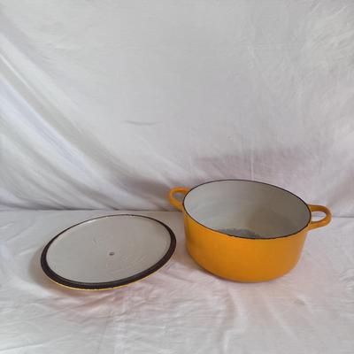 Le Creuset Dutch Oven, Mortar and Pestle, and More (K-DZ)