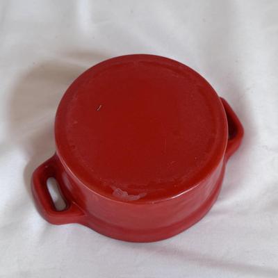 Le Creuset Dutch Oven, Mortar and Pestle, and More (K-DZ)