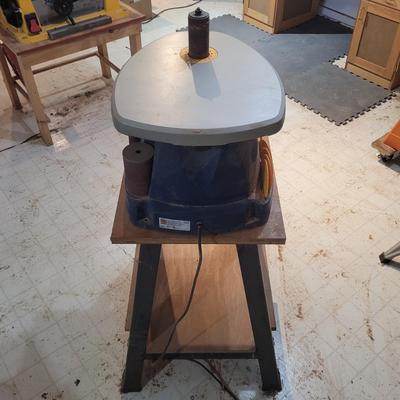 Ryobi Oscillating Spindle Sander (WM-EL)