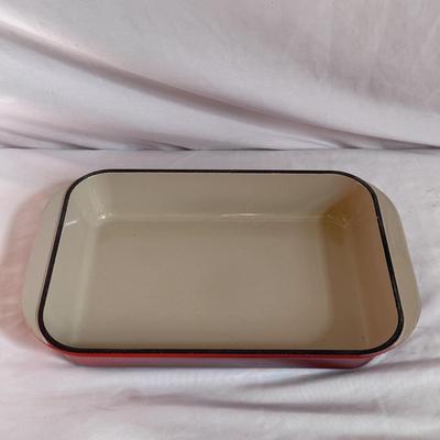 Four Qt. Bean Pot and Rectangular Dish by Le Creuset (K-DZ)