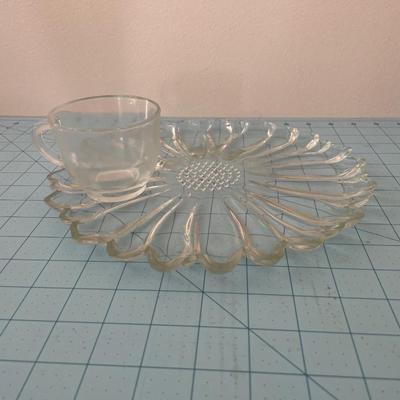 Petal 8 piece snack set