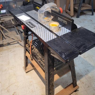 Wolfcraft Router Center and Freud Router (WC-EL)
