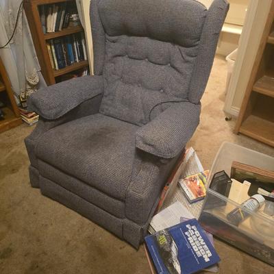 2 recliners