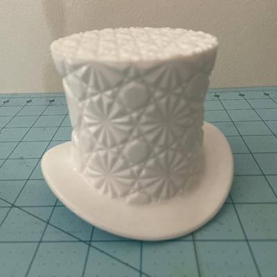 Milk glass