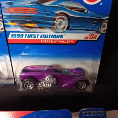 6 COLLECTIBLE HOT WHEELS