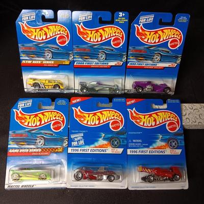 6 COLLECTIBLE HOT WHEELS